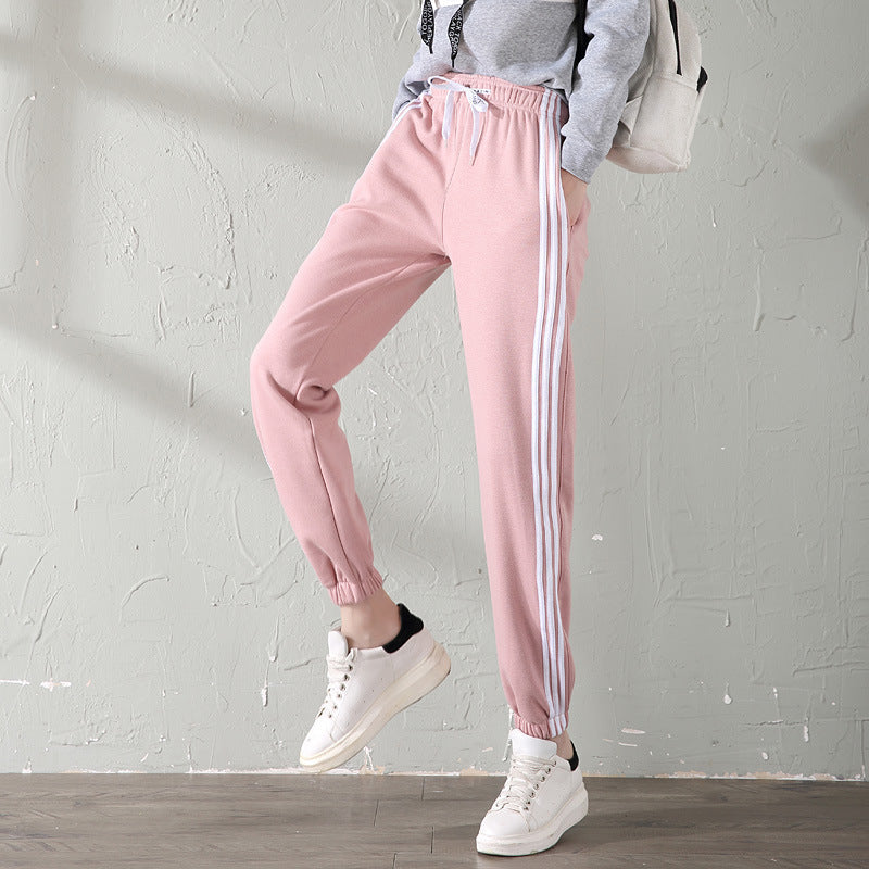 Pantaloni casual larghi in velluto per donna, caldi e comodi, ideali per autunno e inverno, con taglio ampio e stile casual.