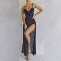 Abito nero in pizzo a profonda scollatura a V, stile europeo e americano, indossato da una donna, marca Valstrend.