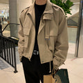 Giacca vintage con risvolto e tasche, stile overalls leggermente matura, design elegante da uomo Valstrend shop.