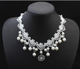 Set di collana e orecchini da sposa eleganti Valstrend, gioielli europei in perle per matrimonio e occasioni speciali.