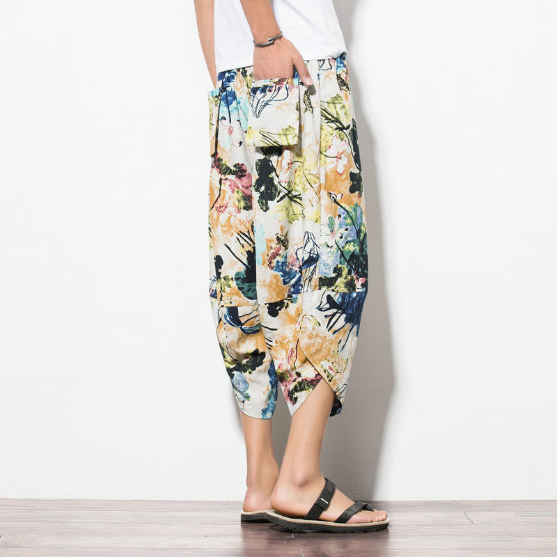 Pantaloni etnici uomo Valstrend in cotone e lino, cropped, tapered, con motivo floreale e stile harem.