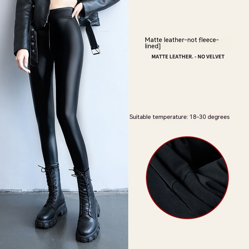 Leggings impermeabili e termici con vita alta, aderenti e antifreddo, di Valstrend, ideali per il freddo e la pioggia.