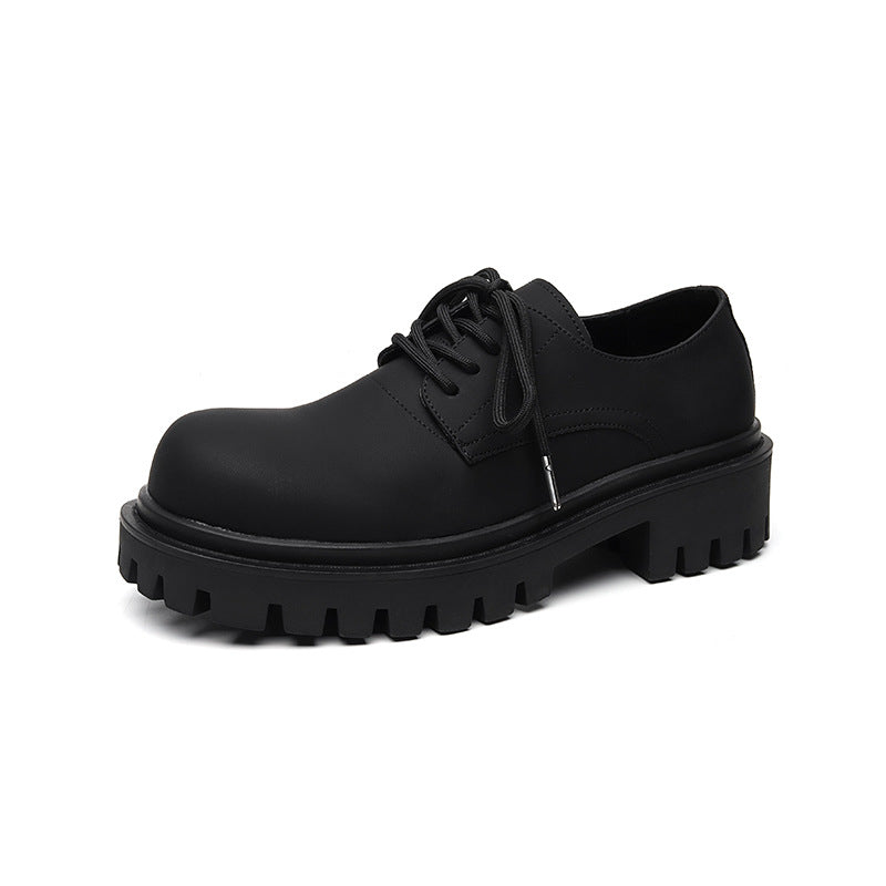 Scarpe da uomo Valstrend con punta rotonda, suola spessa e stile retrò in pelle piccola e spessa.