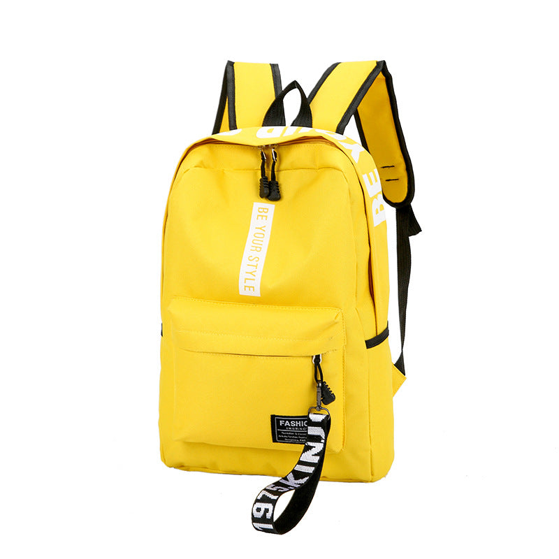 Zaino in tela grande Valstrend con lettere fashion, spazioso e alla moda, con tracolla regolabile e design trendy.
