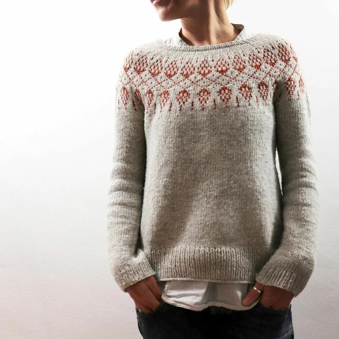 Pullover multicolore con collo rotondo, stile loose fashion, marca Valstrend, maglione caldo e trendy.