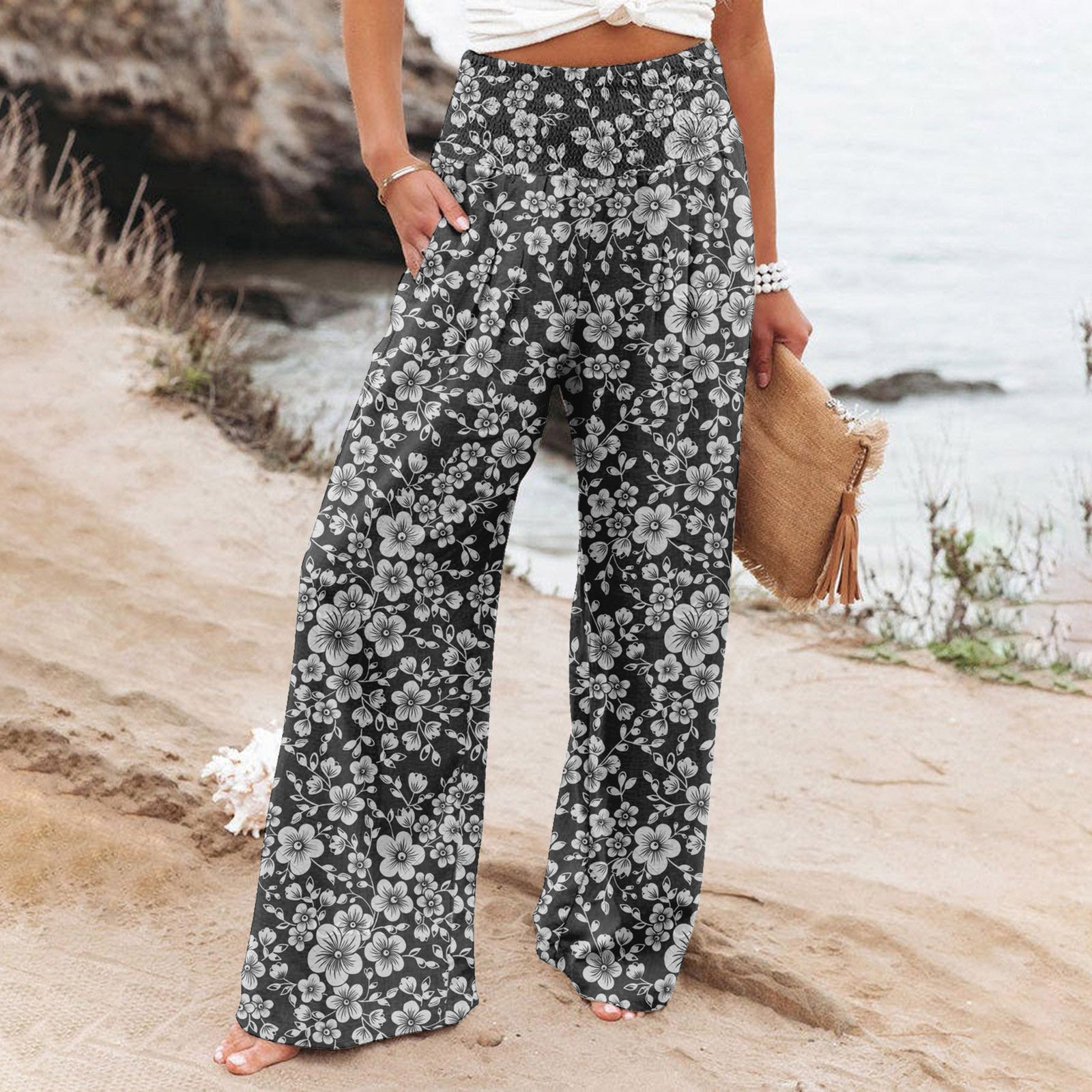 Pantaloni larghi casual da donna Valstrend in cotone e lino con stampa, vestibilità comoda e stile rilassato.