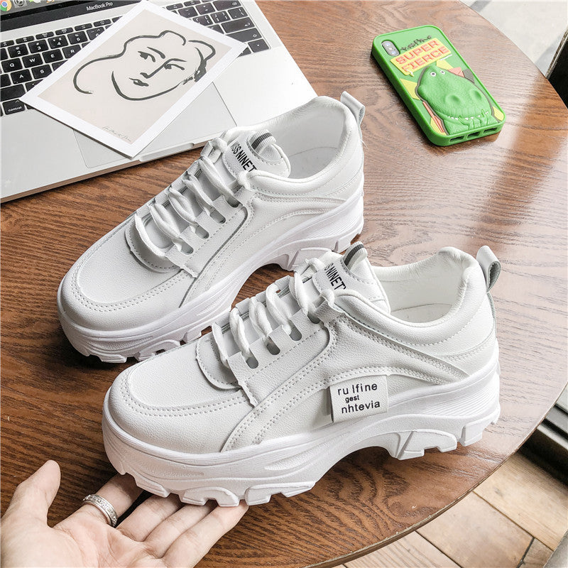 Sneaker da donna plus size Valstrend shop, scarpa casual all-match con suola robusta e design comodo, ideale per ogni occasione.