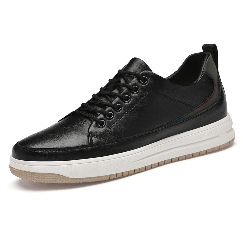 Scarpe da uomo Valstrend, scarpe invisibili con rialzo discreto, dettaglio delle suole e stile elegante in primo piano.