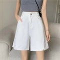 Pantaloni jeans donna Valstrend con gamba dritta larga e apertura a pantaloncino, dettaglio visibile sull'immagine.