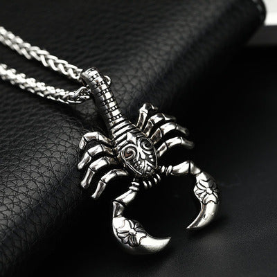 Collana uomo in titanio Valstrend, modello esplosione, design europeo e americano, gioielli in titanio di piccole dimensioni.