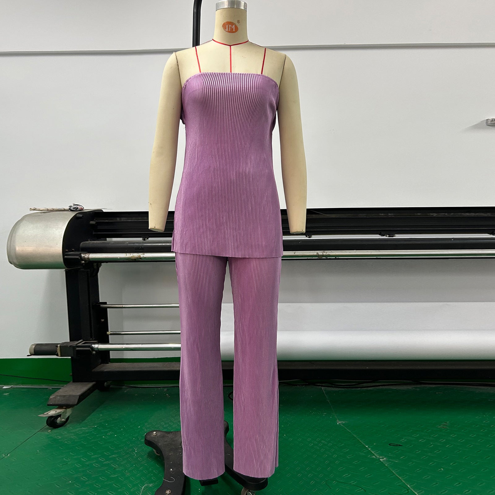 Completo casual in due pezzi con pantaloni slim top e tinta unita, marca Valstrend, abbigliamento femminile elegante e comodo