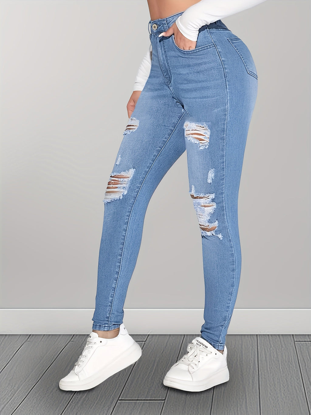 Jeans skinny strappati e lavati Valstrend, donna, vestibilità slim e alta elasticità, denim con fori e dettaglio moderno.