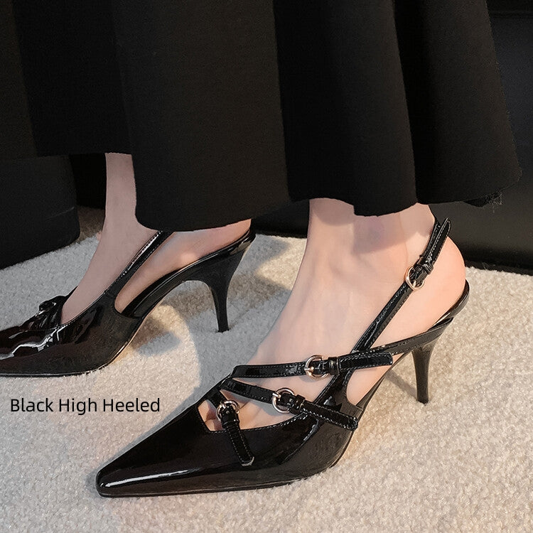 Fibbia per cintura Valstrend, dettagliata, con scarpe da donna con tacco a spillo rosso, punta affilata e stile fiabesco.