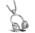 Ciondolo collana con cuffie in titanio e tappi per orecchie moda musical, per uomo, stile elegante e moderno.