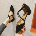 Scarpe donna Valstrend con punta affusolata, suola piatta e versatile con lacci, eleganti e ideali per ogni occasione.