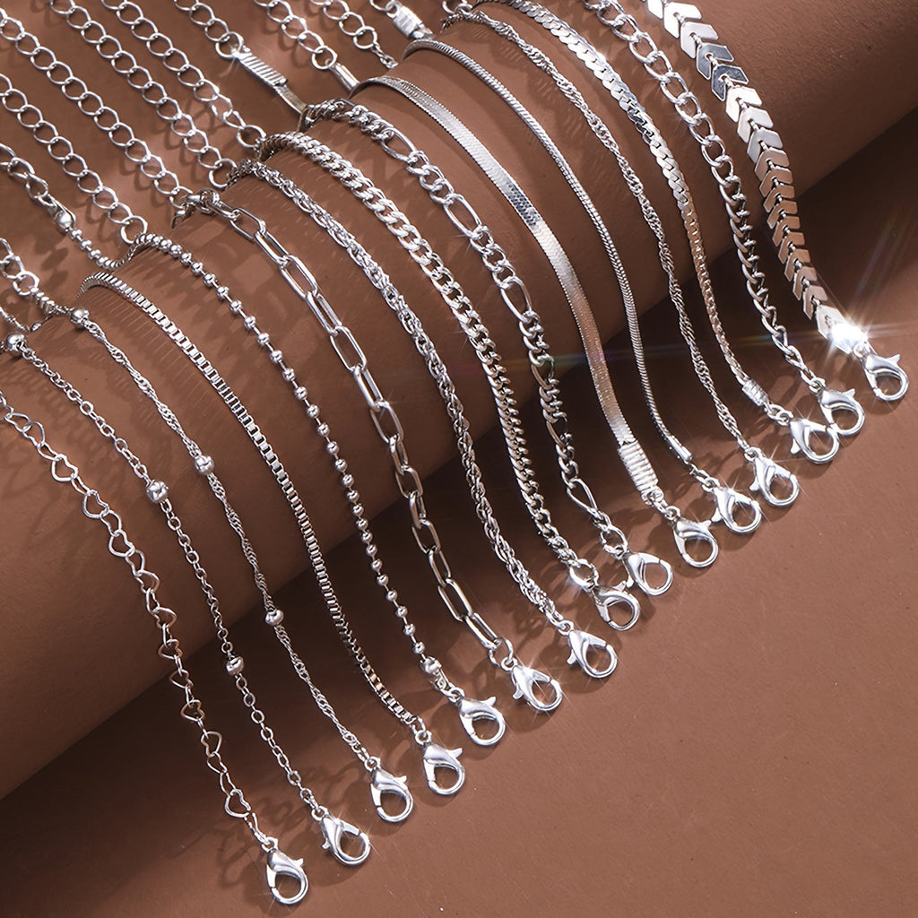 15 Pcs Vintage Elegant Charm Bracelets with Heart and Circle Designs, Adjustable Length, Perfect for Everyday Wear and Gift Giving, Suitable for All Seasons