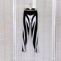 Leggings donna Valstrend con cuciture e rete, tessuto elastico, stile alla moda e comodo, perfetti per look casual e sportivi.