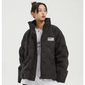 Giacca termica verde menta a quadri bianchi con colletto rialzato, stile oversize autunnale e invernale, marchio Valstrend shop.