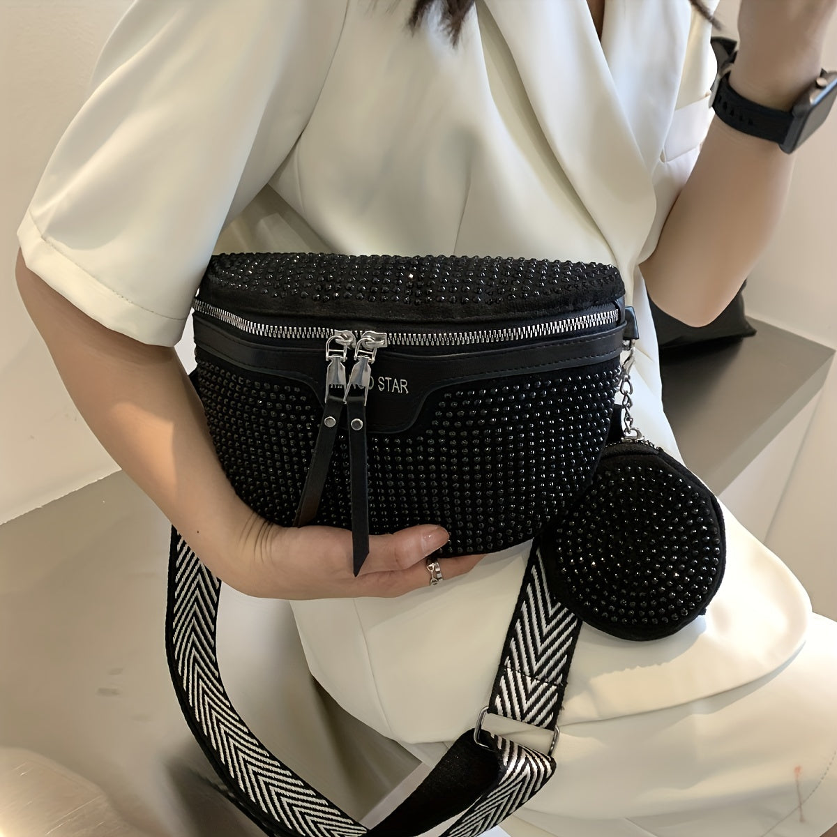 Stylish Diamante Studded Crossbody Bag - Perfect for Everyday Occasions