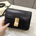 Borsa quadrata donna Valstrend con tracolla, pelle di coccodrillo, motivo rettangolare, elegante e resistente.