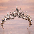 Cerchietto con corona di cristallo Valstrend shop, elegante accessorio con cristalli trasparenti e dettagli raffinati.