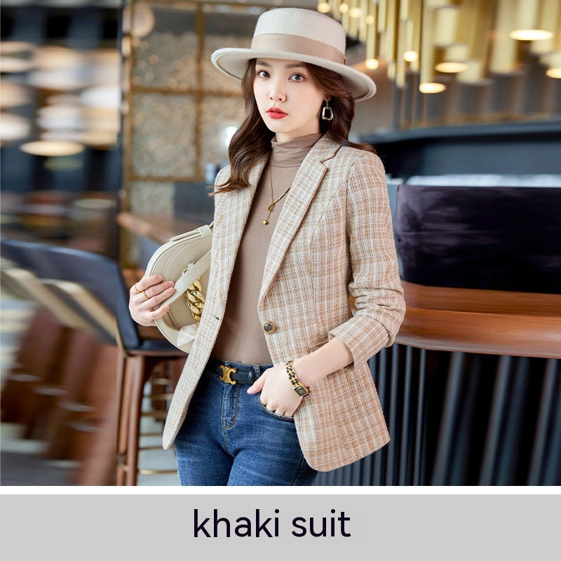 Giacca blazer scozzese da donna Valstrend Shop, tessuto a quadri, con colletto e bottoni, vestibilità elegante e moderna.