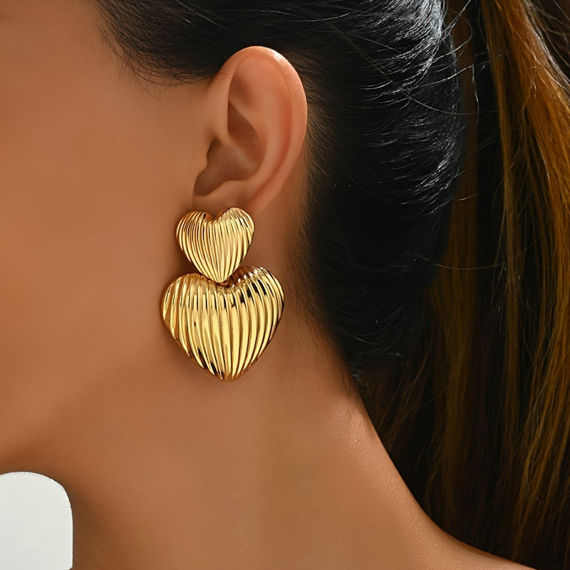 Orecchini pendenti a più strati a cuore, design geometrico elegante per donna, ideali per uso quotidiano e feste, marca Valstrend.