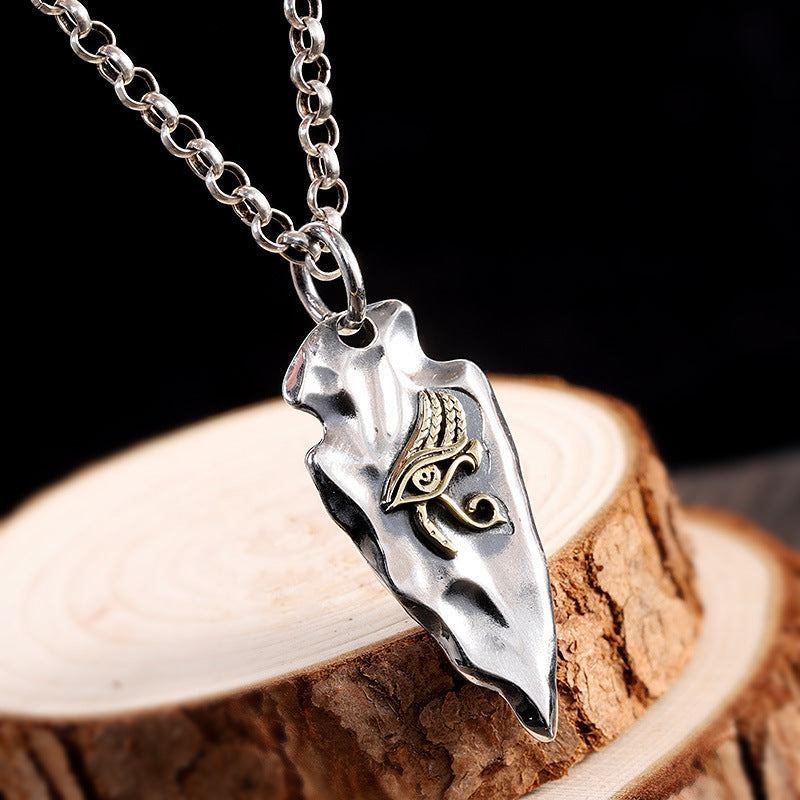 Collana pendente in stile hip hop per uomo, moda maschile con design distintivo, marca Valstrend.