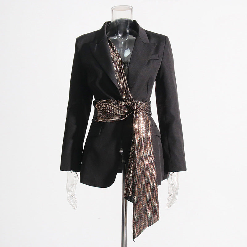 Cappotto snellente aderente in vita per donna, vestibilità slim, tessuto elegante, con chiusura frontale, marca Valstrend shop