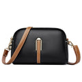 Borsa a tracolla semplice con texture western in stile messenger Valstrend, con dettagli in pelle e manico resistente.