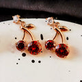 Orecchini a goccia con zirconi rossi a forma di ciliegia, stile femminile, per donne, di marca Valstrend.