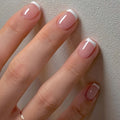 Set da 24 smalti finti per manicure francese Valstrend, tono nude, forma quadrata, lunghezza corta, finitura lucida, con adesivi e limetta