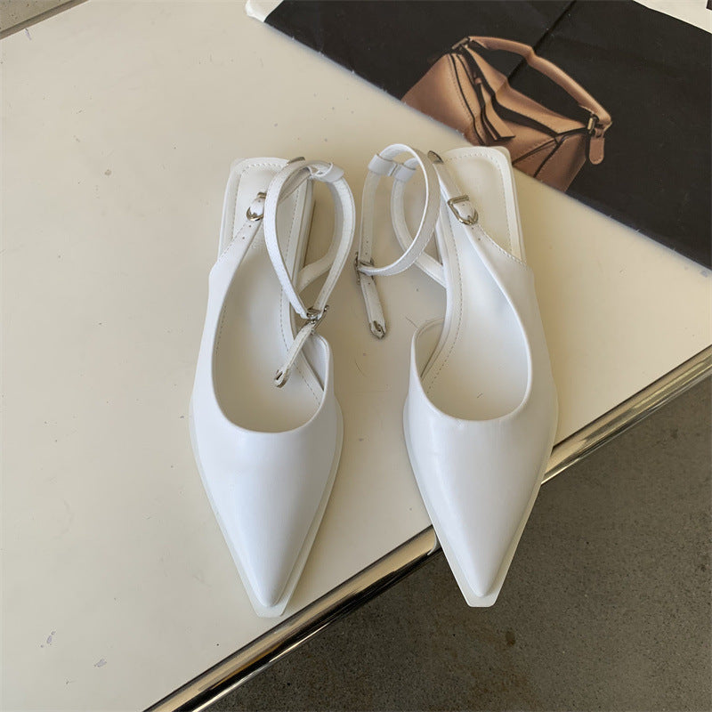 Sandali donna Valstrend con punta a punta e cinturino dietro, scarpe di moda femminile eleganti e comode.