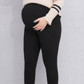 Leggings da maternità semplici e color solid, prodotti da Valstrend shop, mostrati indossati, comodi e ideali per la gravidanza.