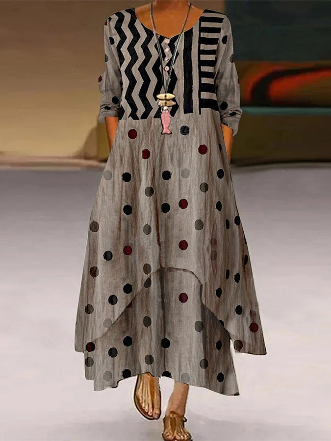 Vestito floreale irregolare stampato in 3D di Valstrend shop, con dettagli di fiori e design unico, visibile nella foto.