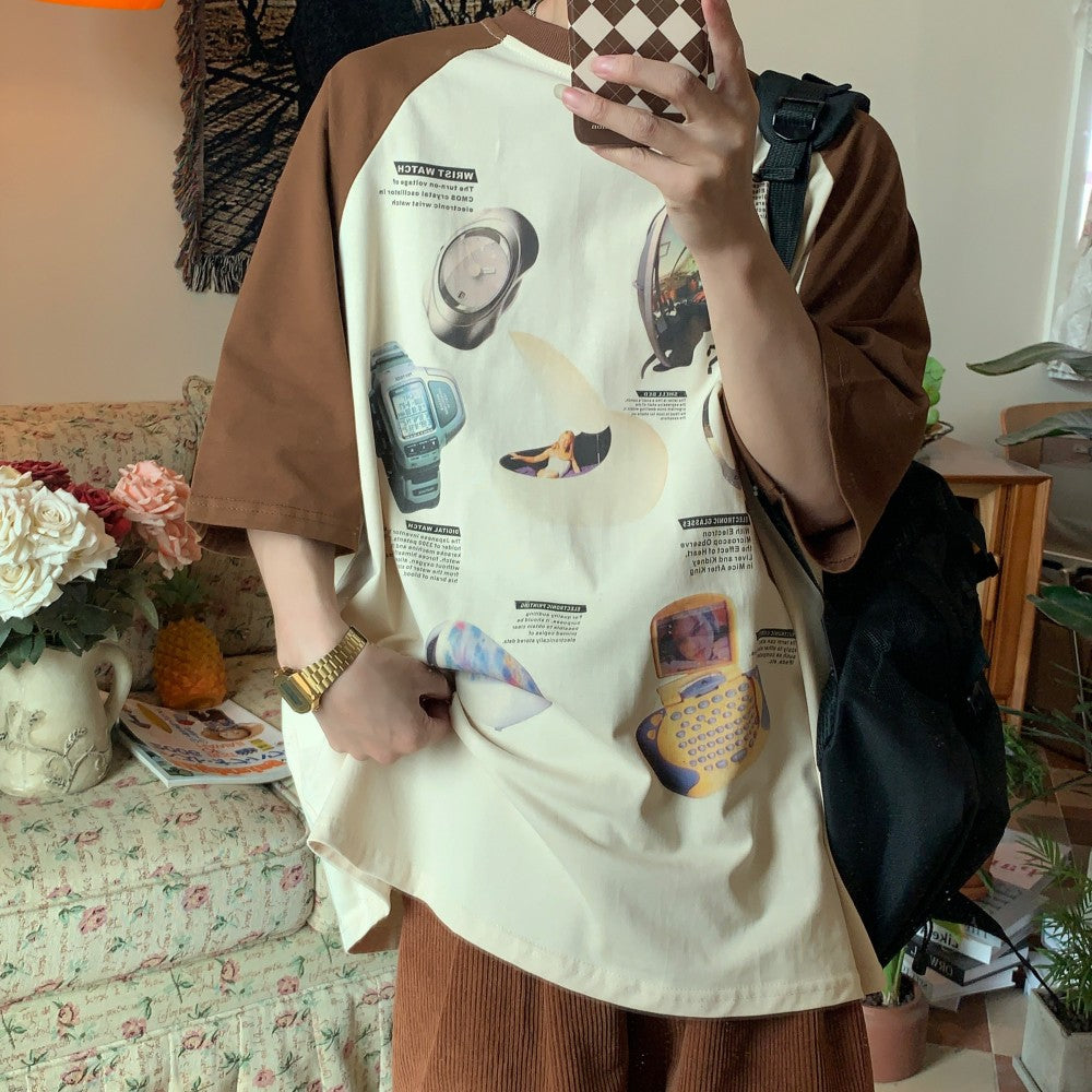 Maglietta raglan a maniche corte per coppie, stile retrò, vestibilità ampia, marca Valstrend, indossata da due persone felici.