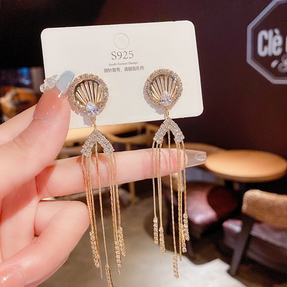 Orecchini in argento sterling con perle di lusso, design sottile e elegante, per uno stile raffinato e femminile