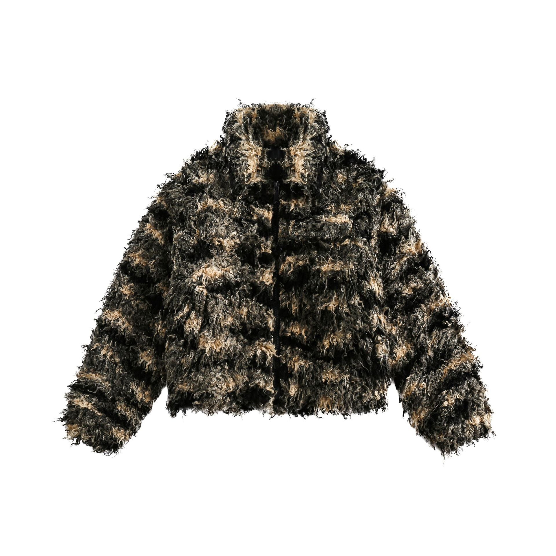 Cappotto corto in lana di agnello di alta qualità, stile retrò americano e moda, colore neutro, abbigliamento autunnale elegante.
