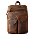 Zaino da uomo Valstrend in pelle Crazy Horse fatta a mano, con tasche e dettagli robusti, stile vintage e artigianale.