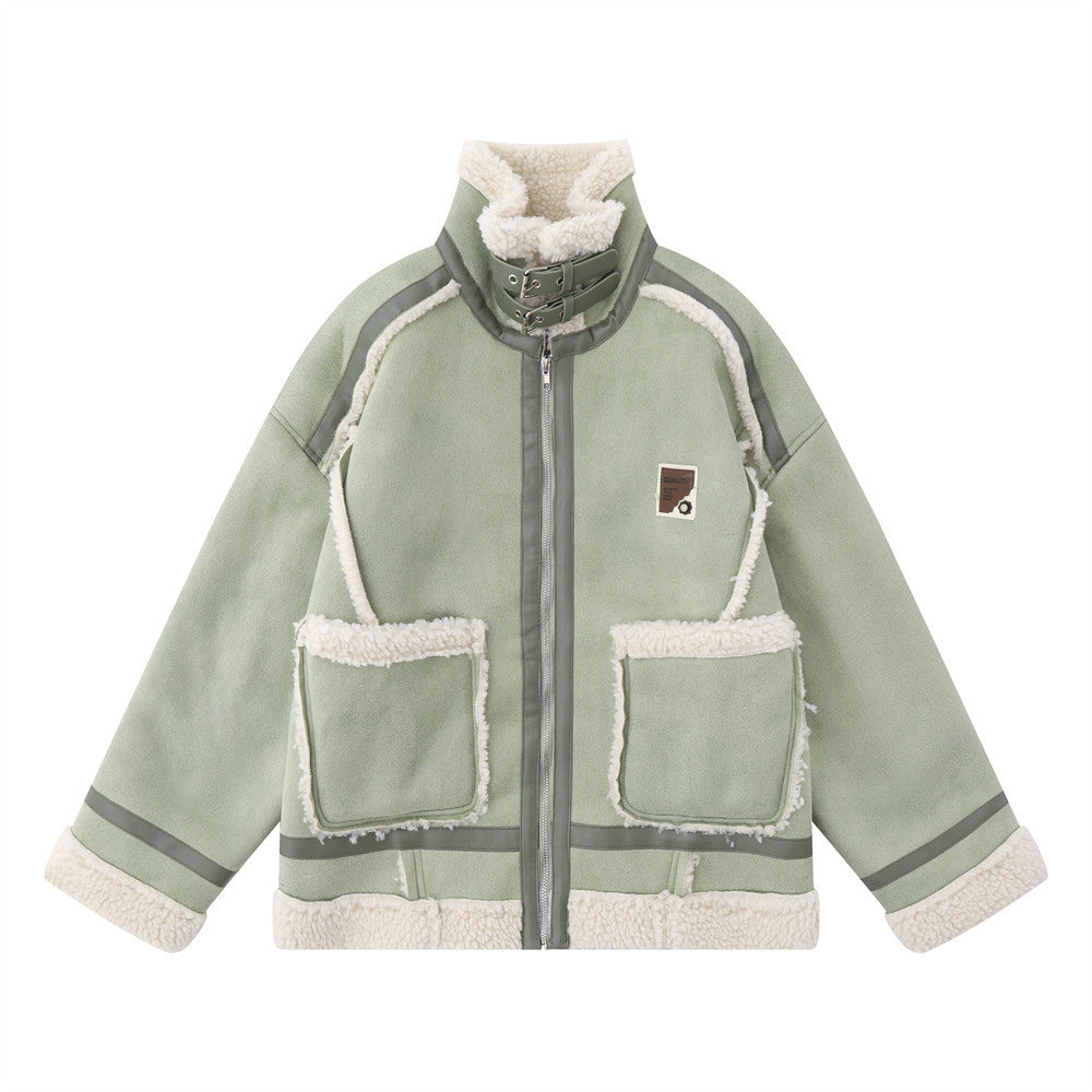 Cappotto imbottito in cotone con collo rialzato in lana di agnello, dettaglio di cuciture e rivestimento in pelliccia, di marca Valstrend.