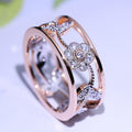 Anello da matrimonio con fiori di diamante e foglie, anello di fidanzamento elegante di Valstrend shop, dettagli lucidi e raffinati