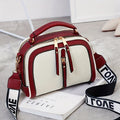 Borsa a spalla casual donna Valstrend in eco-pelle, color solido, tracolla regolabile, resistente alle macchie, con chiusura a zip.