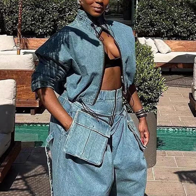 Cappotto di jeans stile tooling design niche primavera Valstrend, giacca in denim con dettagli alla moda e taglio classico.