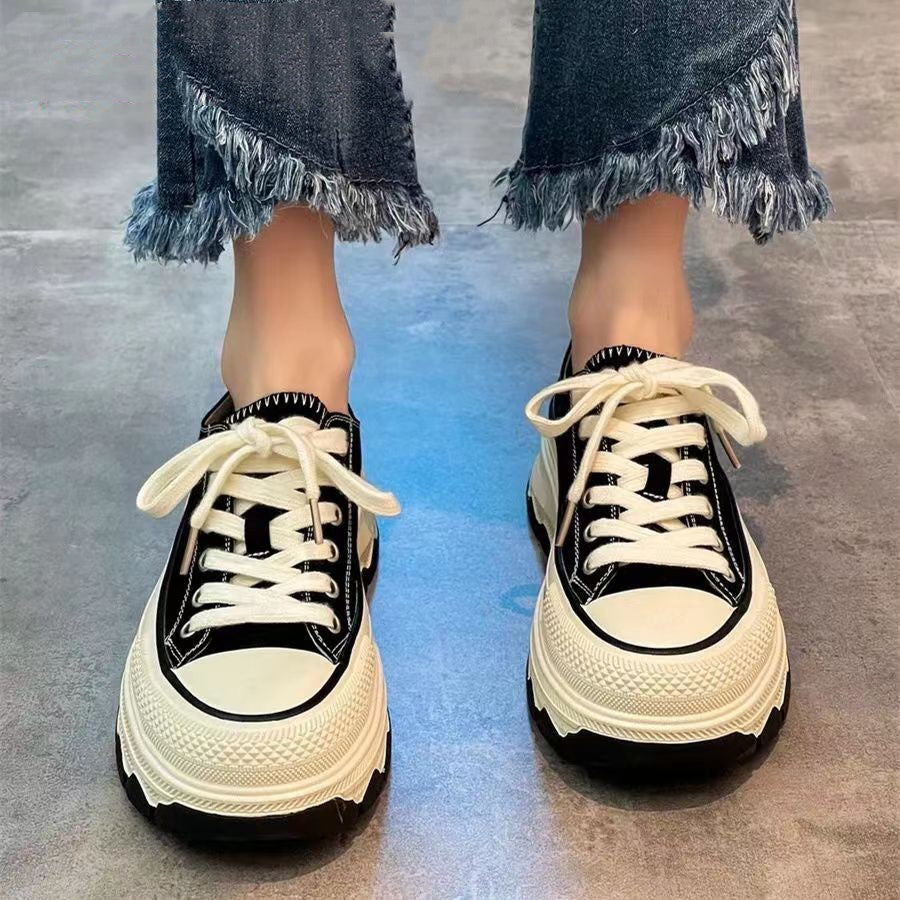 Scarpe da ginnastica casual in tela traspirante con fondo spesso, marca Valstrend shop, ideali per un look comodo e alla moda.