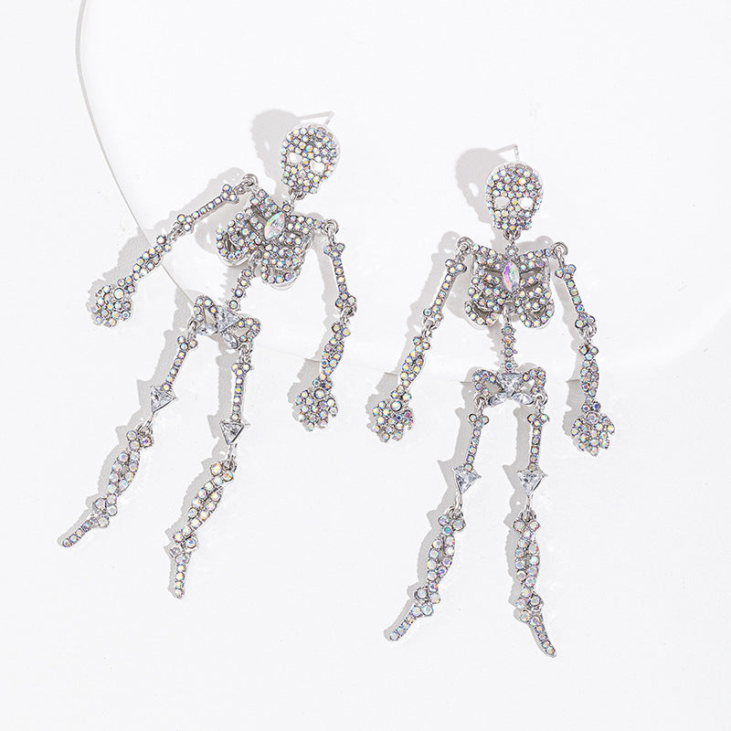 Orecchini a perno con teschio di diamanti Halloween in lega, stile Valstrend, dettagli lucidi e di design spettrale