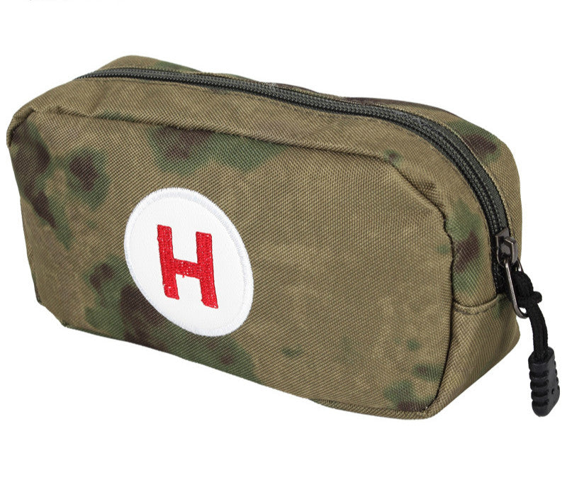 Borsa porta-pronto soccorso mimetica Valstrend, compatta e resistente, con tasche e scomparti per emergenze mediche.