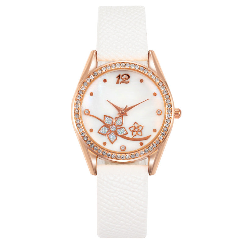 Orologio decorativo da donna con motivo tartan alla moda, marca Valstrend, cinturino in tessuto e quadrante elegante.