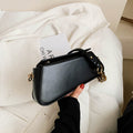 Borsa a tracolla vintage con catena di design speciale, piccola e dettagliata, di marca Valstrend Shop.