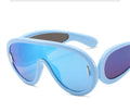 Occhiali da sole da donna con montatura grande e tonda, stile moda trendy, marca Valstrend shop.