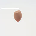 Piccolo spugnetta makeup Valstrend Shop, mini beauty egg per applicazione di prodotti cosmetici, in tonalità rosa chiaro.